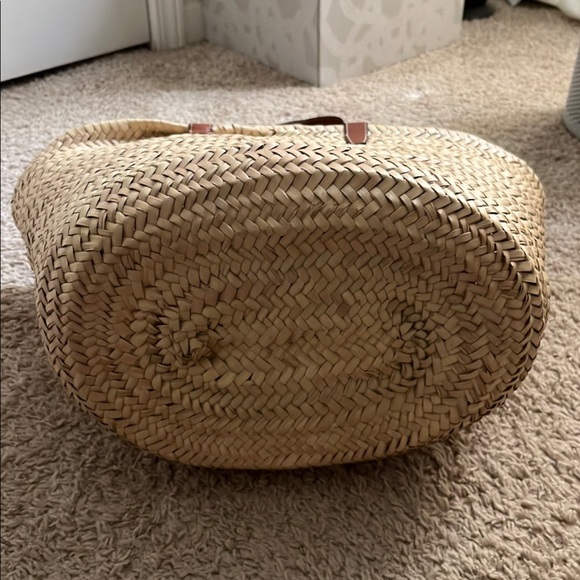 MEDIUM TRIOMPHE CELINE CLASSIC PANIER IN PALM LEAVES AND CALFSKIN TAN - Picture 13 of 16